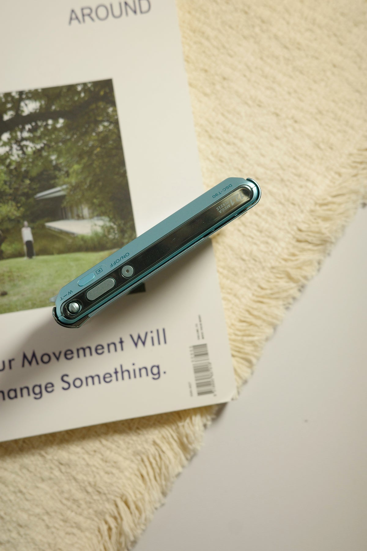 Sony t90