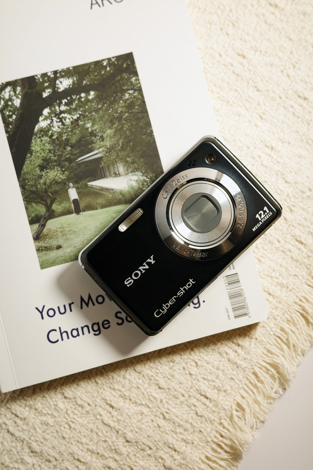 Sony w220
