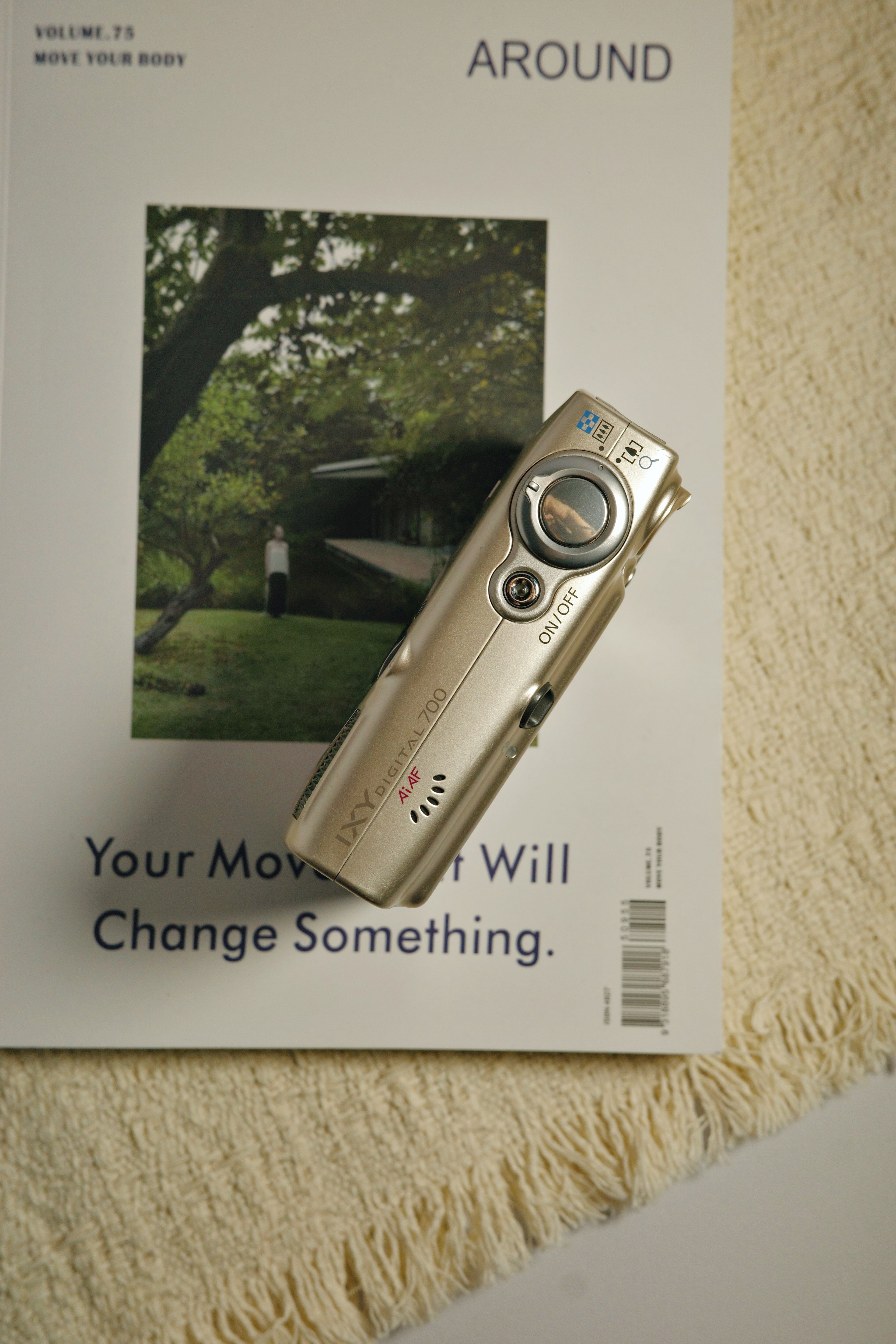 Canon ixus750（gold）
