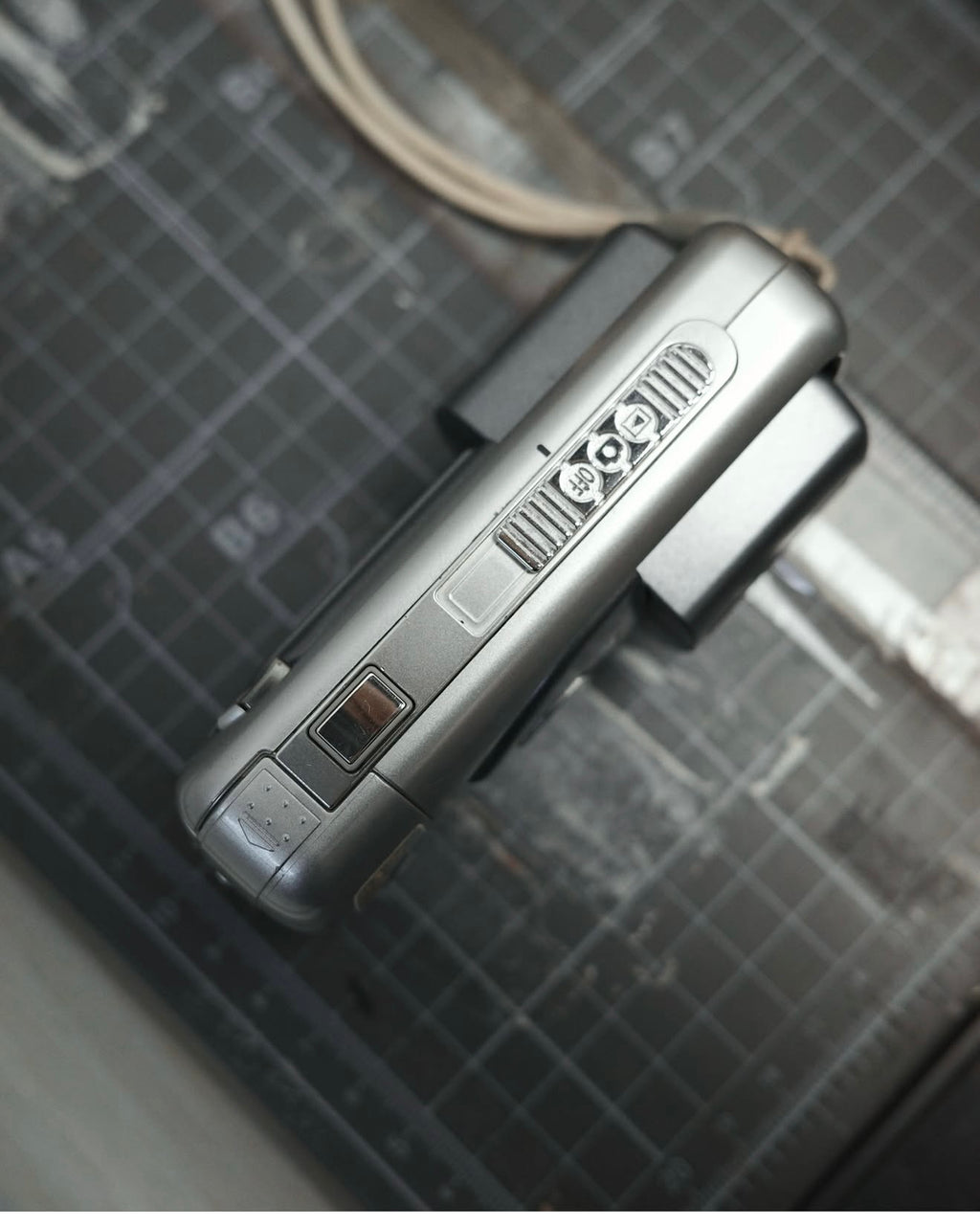 Nikon Coolpix2500（搖頭機可自拍）